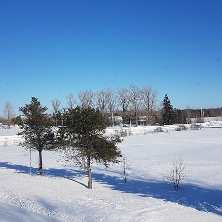 Domaine St-Viateur Vandrarhem Amos Exteriör bild