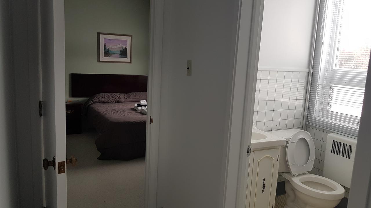 Domaine St-Viateur Vandrarhem Amos Exteriör bild